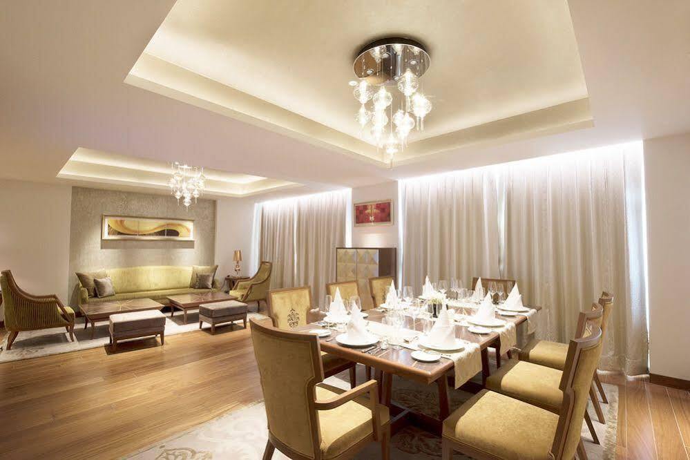 Taj Swarna, Amritsar酒店 外观 照片 A private dining room at the hotel